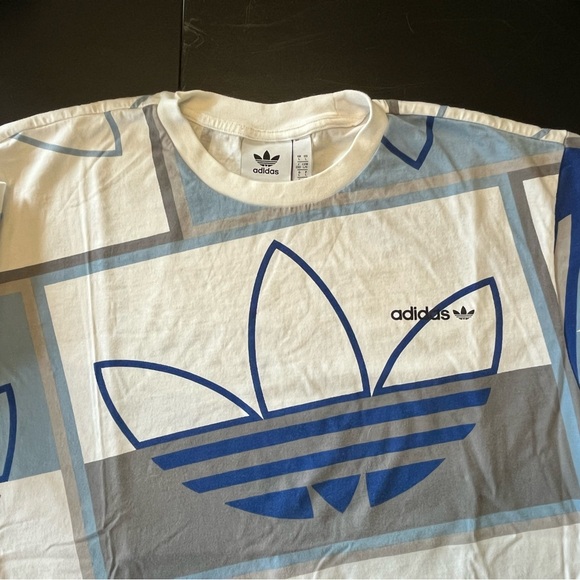 Adidas 2 Youth T-Shirts White with Blue/Grey and Black with Bright Green Symbol - Picture 3 of 13